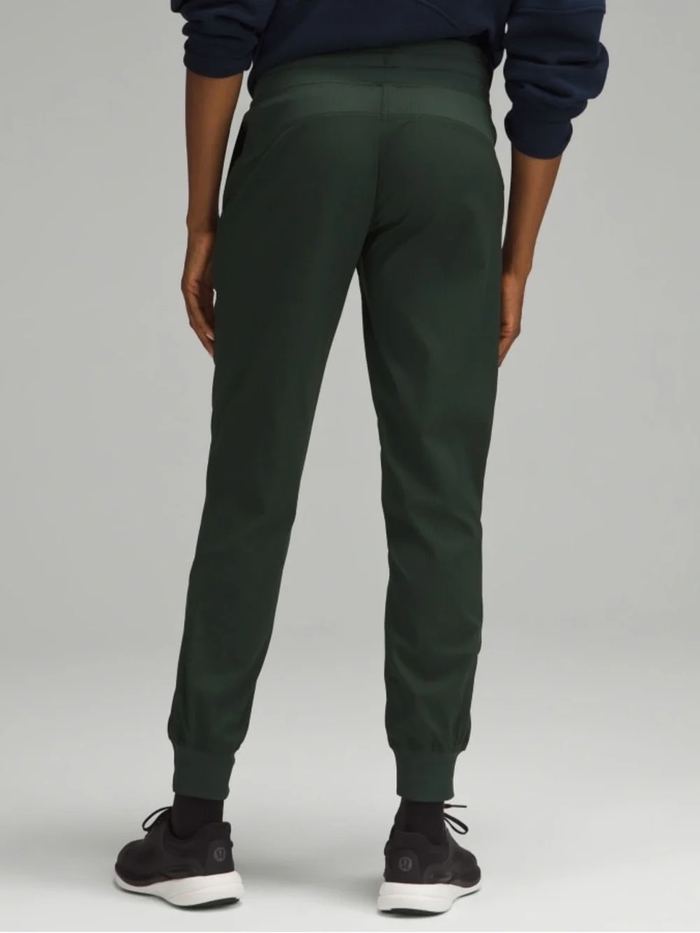 Lululemon Green Dance Studio Mid-Rise Jogger Full Length 10